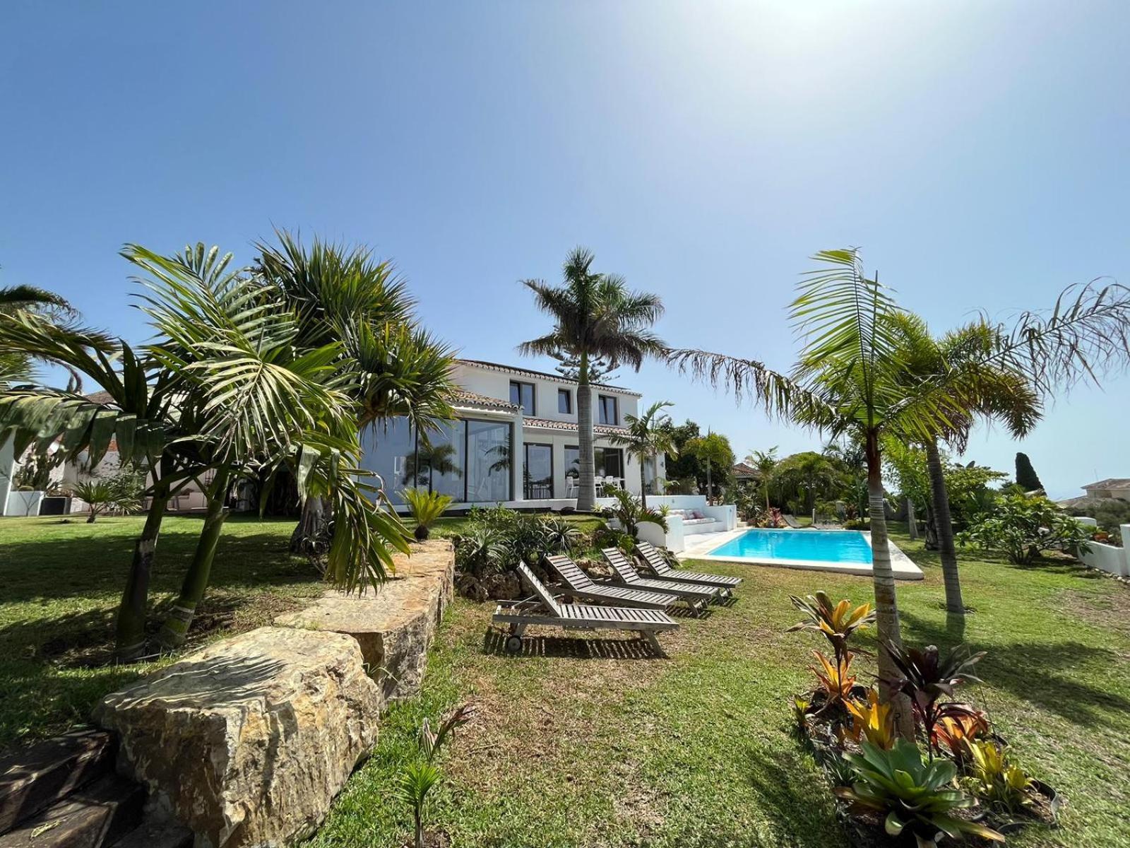 Bed & Breakfast In Villa Eden Palm Benalmádena Exteriér fotografie